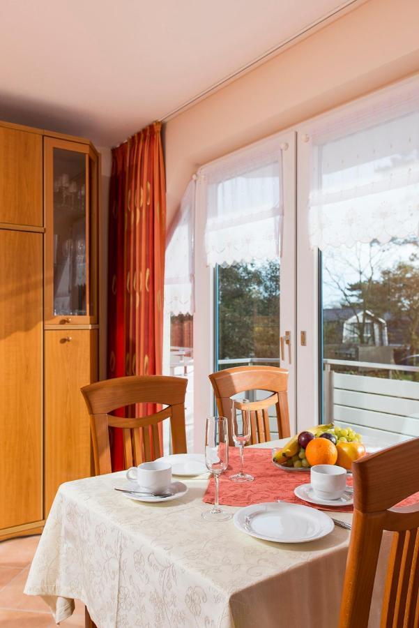 Haus Duenenglueck Whg. 23, Teilseesicht Куксгафен Екстер'єр фото